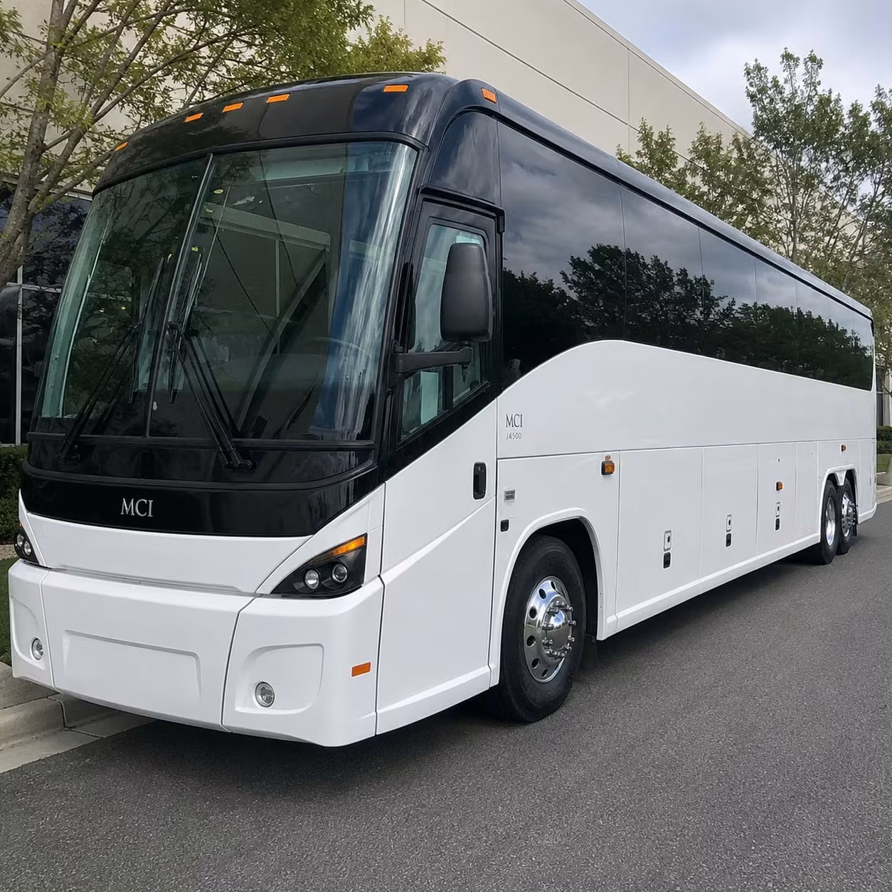 shuttle buses for lewisville corporate events retreats and team outings